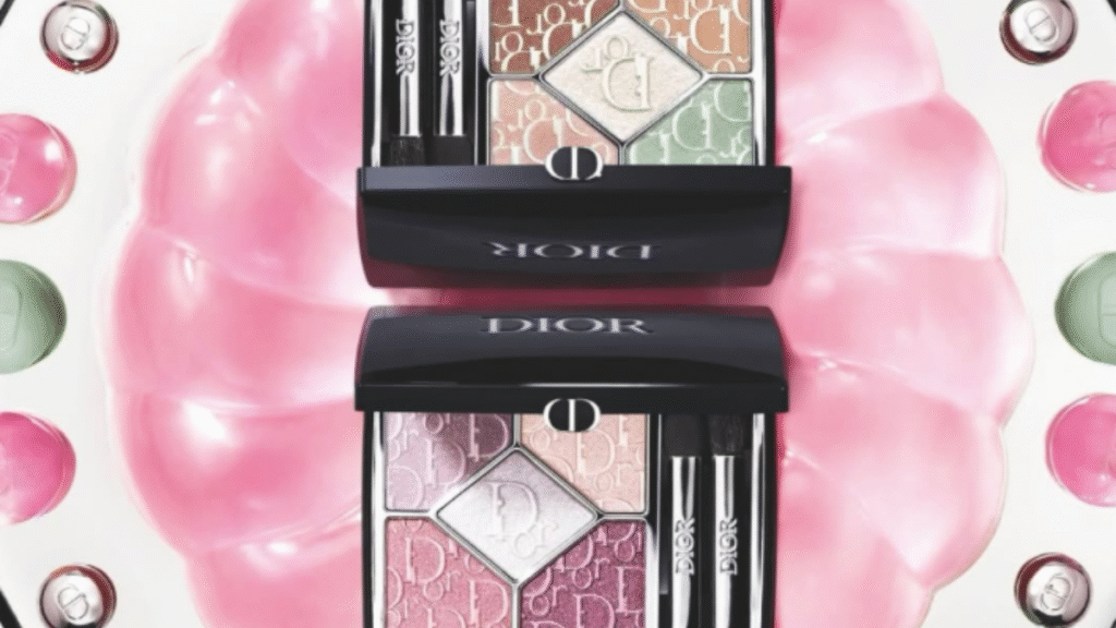 Palettes Dior Diorshow 5 Couleurs édition limitée teintes 645 et 865 sur fond rose