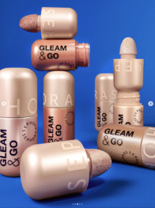 Packshots des highlighters liquides Gleam & Go de Sephora Collection avec applicateur cushion