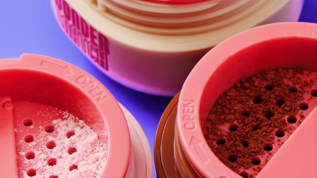 Texture poudre NYX Wonder Snatch zoom sur la poudre libre pour un teint mat et lissé